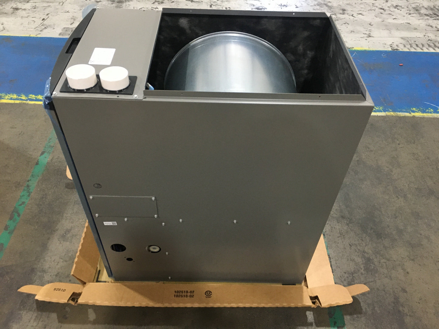 88,000 BTU Low NOx 2-Stg Downflow ECM Var SPD Gas Furnace 96% 120/60/1 CFM: 2180