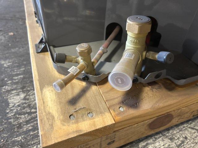 3.5 Ton Split-System Air Conditioner; 208-230/60/1, R410A, 13 SEER, W2H2783480