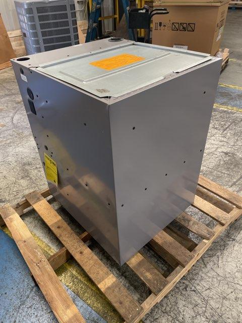 112,000 BTU 2-Stage Comm Compatible Modulating Upflow ECM Var Speed Gas Furnace; 98.6%, 115/60/1