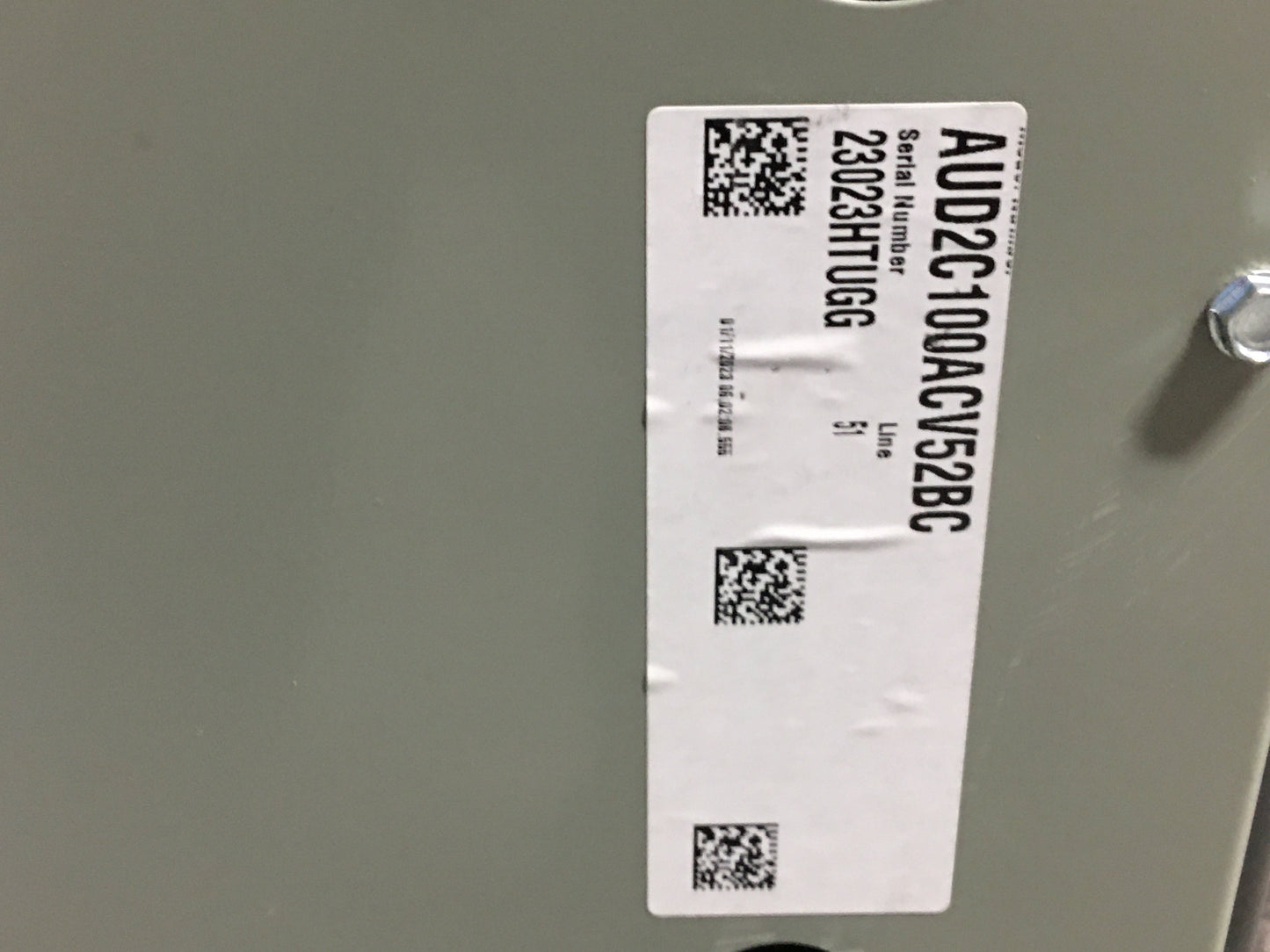 100,000 BTU 2-Stg Up/Horz ECM Variable Speed Comm. Compatible Gas Furnace 80% 115/60/1 CFM: 2000