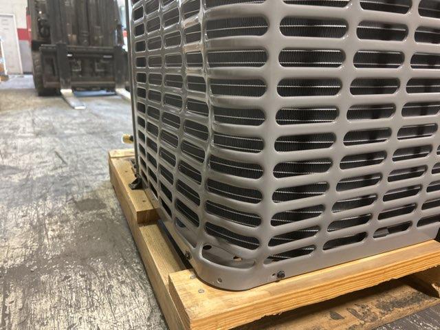 5 Ton Split-System Air Conditioner, 208-230/60/1, 13 SEER, R-410A