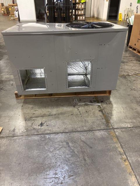 2.5 Ton Convertible Packaged Air Conditioning Unit, 13.4 SEER2, 208-230/60/1, R410A