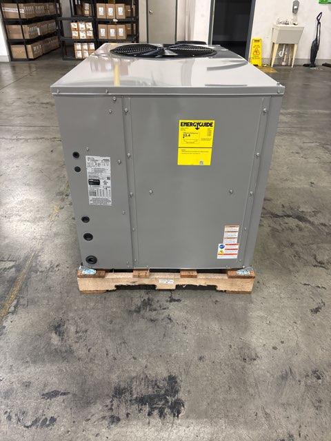2.5 Ton Convertible Packaged Air Conditioning Unit, 13.4 SEER2, 208-230/60/1, R410A