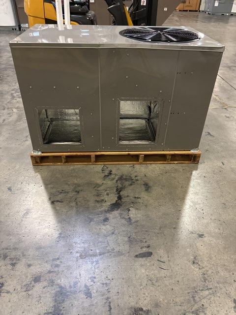 2.5 Ton Convertible Packaged Air Conditioning Unit, 13.4 SEER2, 208-230/60/1, R410A