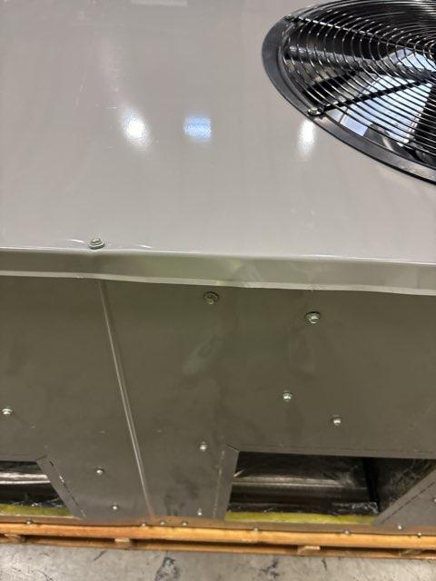 2.5 Ton Convertible Packaged Air Conditioning Unit, 13.4 SEER2, 208-230/60/1, R410A