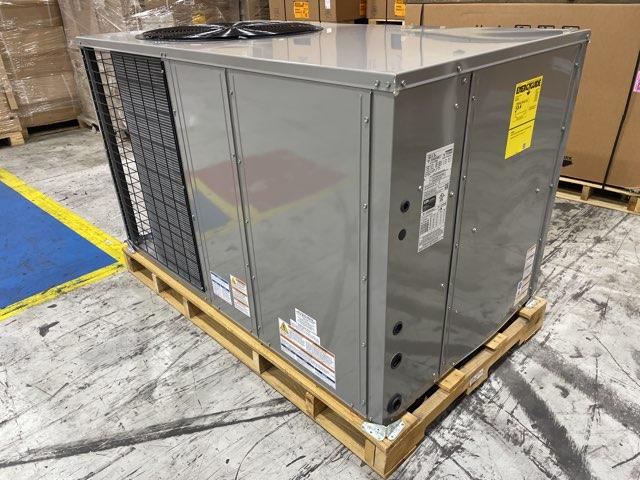 Unidad de aire acondicionado convertible de 2,5 toneladas, 13,4 SEER2, 208-230/60/1, R410A
