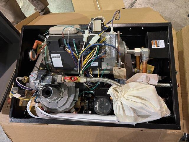75,000 BTU Modulating Natural Gas-Fired Hot Water Boiler 95% AFUE, 120/60/1