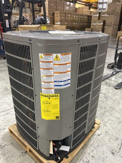 2 Ton Variable Speed Split-System Communicating Heat Pump 208-230/60/1 R410A 20 SEER