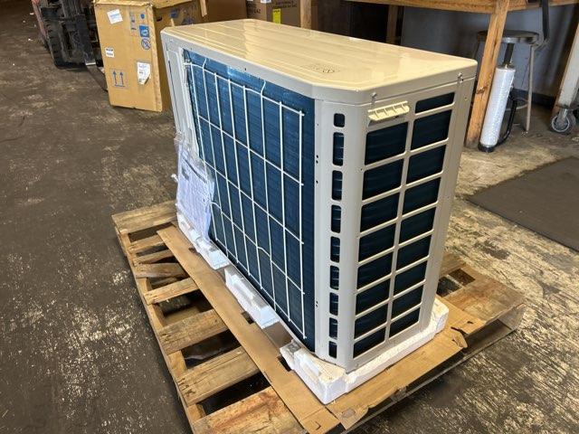 2 Ton Inverter Split-System Communicating Air Conditioner 208-230/60/1 R410A 14 SEER
