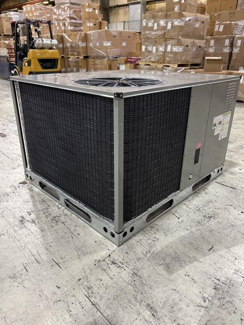 2 Ton Single-Stage Convertible Natural Gas/Electric Packaged Unit, 13.4 SEER2, 208-230/60/1, R410A