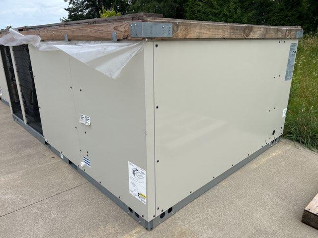 25 Ton Two-Stage Convertible Natural Gas/Electric Packaged Unit, 9.8 EER, 460/60/3, R410A