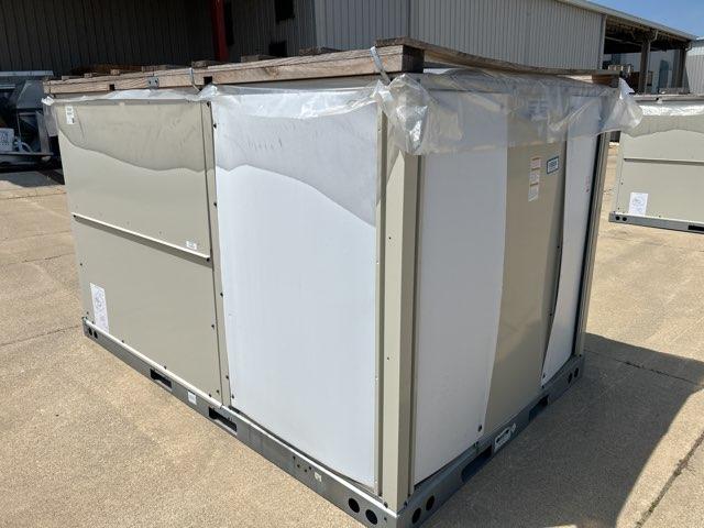 7.5 Ton Two-Stage Convertible Packaged Air Conditioning Unit, 12.4 EER, 460/60/3, R410A