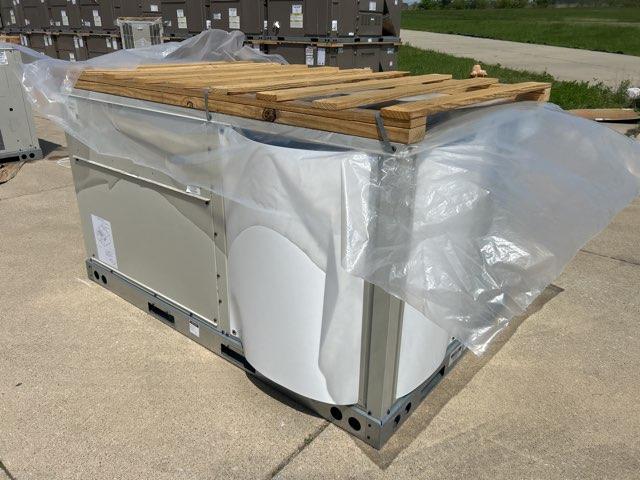 3 Ton Two-Stage Convertible Natural Gas/Electric Packaged Unit, 16.4 SEER2, 208-230/60/1, R410A