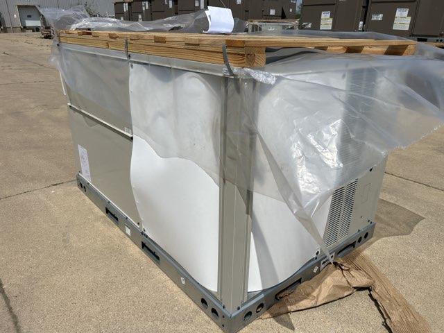 5 Ton Two-Stage Convertible Natural Gas/Electric Packaged Unit, 16.2 SEER2, 460/60/3, R410A