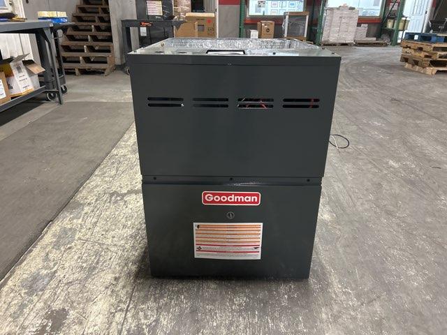 80,000 BTU 2-Stg Low Nox Upflow/Horizontal ECM Multi Speed Gas Furnace 80% AFUE 115/60/1 CFM: 2000