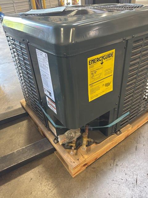 1.5 Ton Single-Stage Split-System Air Conditioner 208-230/60/1 R410A 15.2 SEER2