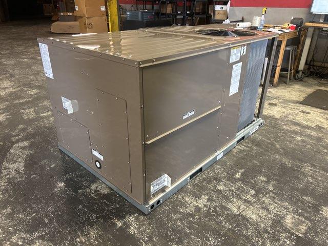 6 Ton Two-Stage Convertible Natural Gas/Electric Packaged Unit, 11 EER, 460/60/3, R410A