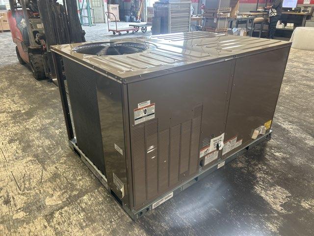6 Ton Two-Stage Convertible Natural Gas/Electric Packaged Unit, 11 EER, 460/60/3, R410A