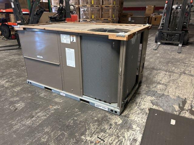 5 Ton Two-Stage Convertible Natural Gas/Electric Packaged Unit, 14.1 SEER, 460/60/3, R410A