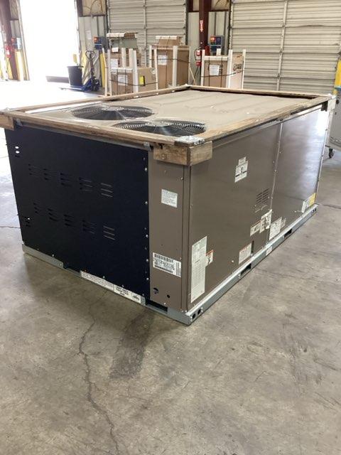 Commercial 6 Ton 2-Stage Convertible Natural Gas/Electric Packaged Unit, 12 EER, 208-230/60/3, R410A