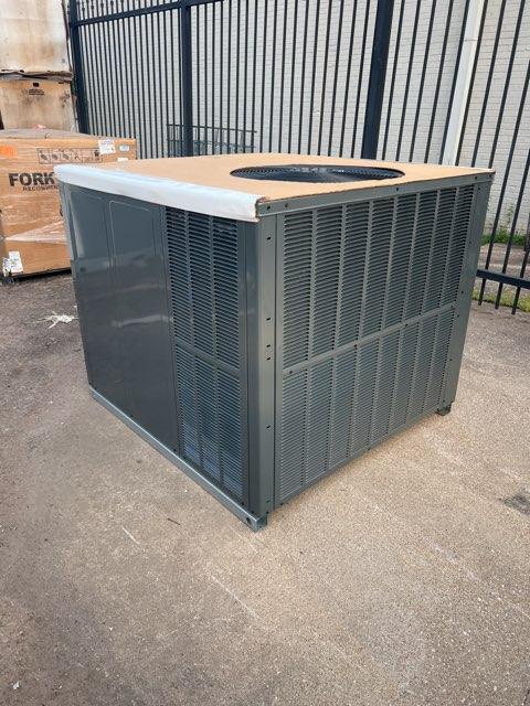 3.5 Ton Single-Stage Convertible Natural Gas/Electric Packaged Unit; 14 SEER, 208-230/60/1, R410A