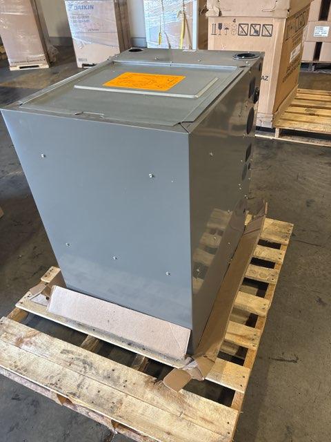 84,000 BTU 3-Stg Modulating Upflow ECM Var Spd Communicating Gas Furnace 98.1% 115/60/1 CFM: 1313