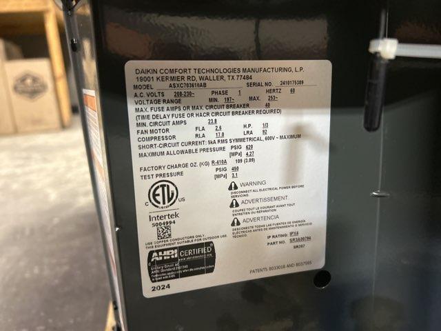 3 Ton Two-Stage Split-System Communicating Air Conditioner 208-230/60/1 R410A 17 SEER2
