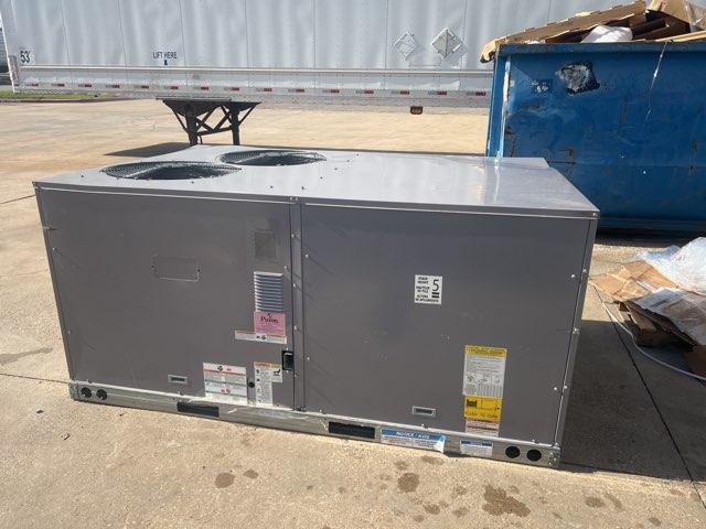7.5 Ton Two-Stage Convertible Natural Gas/Electric Packaged Unit, 11.2 EER, 208-230/60/3, R410A