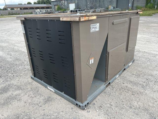 10 Ton Two-Stage Convertible Packaged Air Conditioning Unit, 11.2 EER, 208-230/60/3, R410A