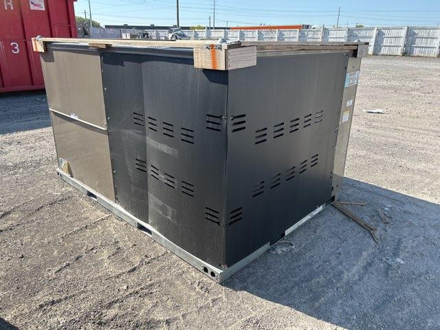 8.5 Ton Two-Stage Convertible Packaged Heat Pump Unit, 11.8 EER, 208-230/60/3, R410A