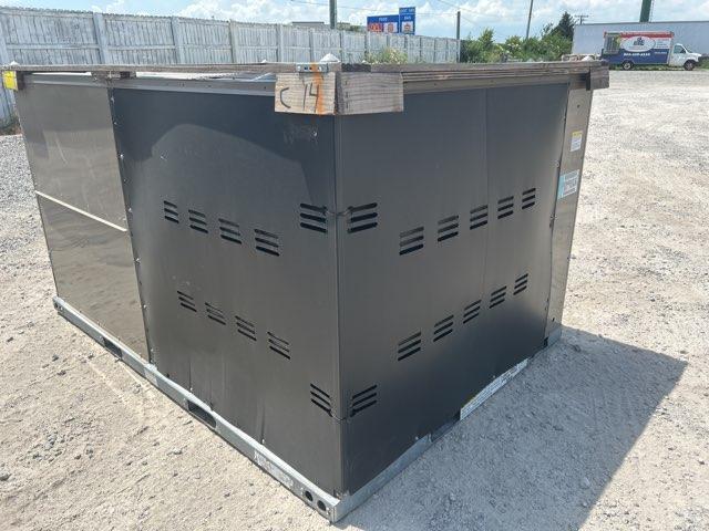 8.5 Ton Two-Stage Convertible Packaged Heat Pump Unit, 11.8 EER, 460/60/3, R410A