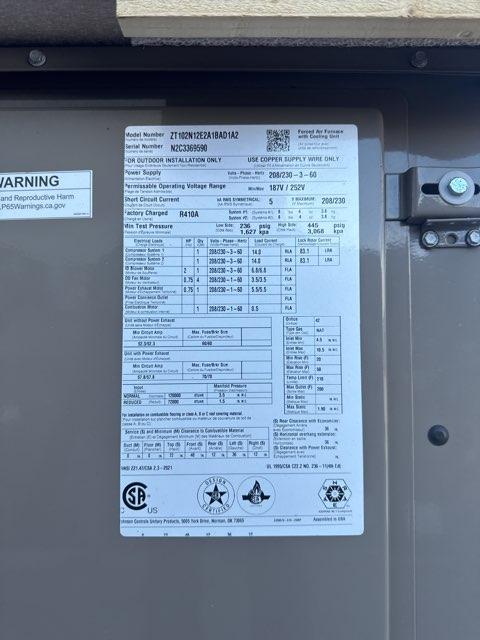 8.5 Ton Three-Stage Convertible Natural Gas/Electric Packaged Unit, 13.1 EER, 208-230/60/3, R410A