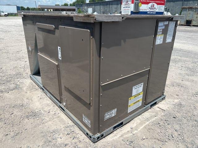7.5 Ton Two-Stage Convertible Packaged Air Conditioning Unit W/18 Kw Heat, 12.2 EER, 460/60/3, R410A