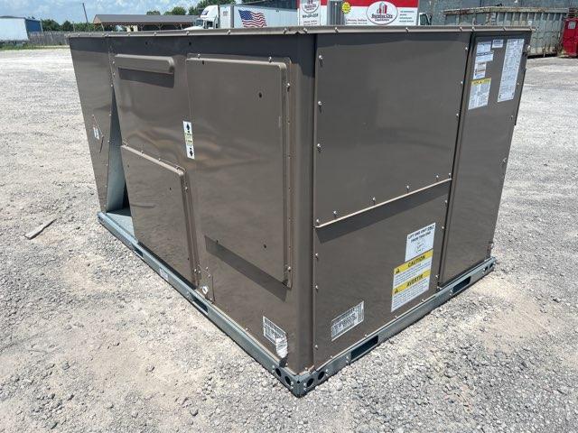 6.5 Ton Two-Stage Convertible Packaged Air Conditioning Unit W/18 Kw Heat, 11.8 EER, 460/60/3, R410A