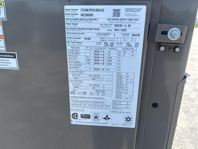 6.5 Ton Three-Stage Convertible Natural Gas/Electric Packaged Unit, 12.4 EER, 208-230/60/3, R410A