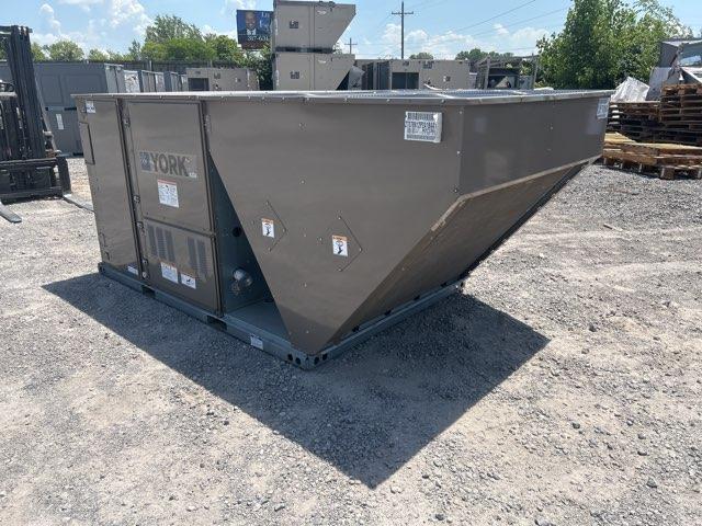 6.5 Ton Three-Stage Convertible Natural Gas/Electric Packaged Unit, 12.4 EER, 208-230/60/3, R410A