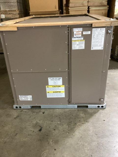 7.5 Ton 2-Stg Convertible Packaged Air Conditioning Unit W/ 24 Kw Heat, 12.2 EER, 460/60/3, R410A