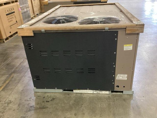 6 Ton Two-Stage Convertible Natural Gas/Electric Packaged Unit, 12 EER, 208-230/60/3, R410A