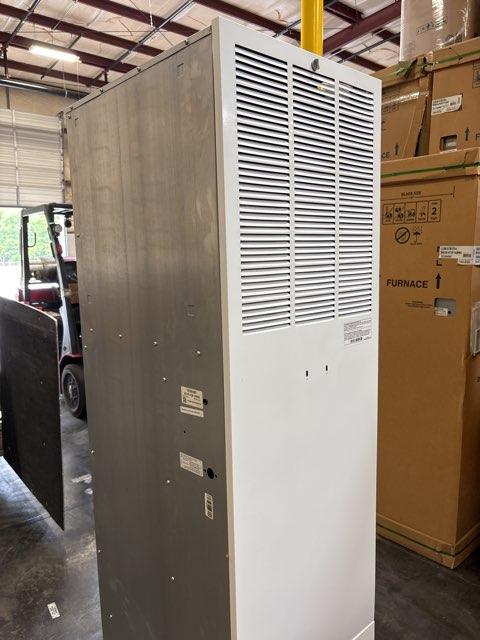 72,000 BTU 1-Stg Downflow ECM Multi Speed Gas Manufactured Housing Furnace 95% 120/60/1 CFM: 1560