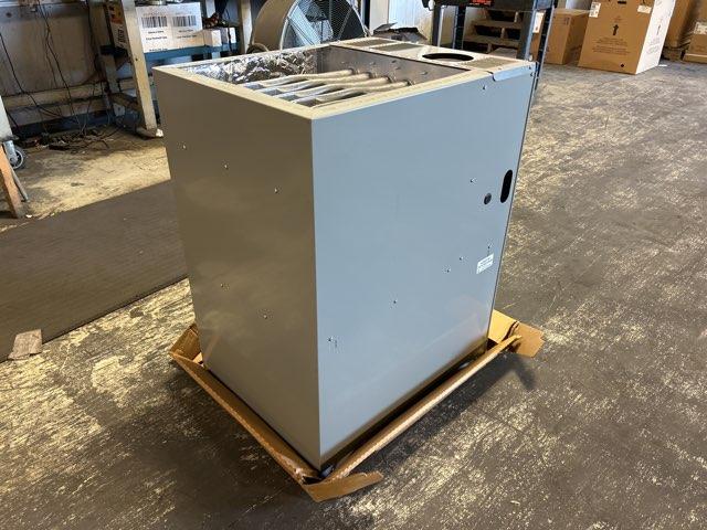 108,000 BTU Single-Stage Upflow/Horizontal ECM Multi Speed Gas Furnace 80% AFUE 115/60/1 CFM: 2195