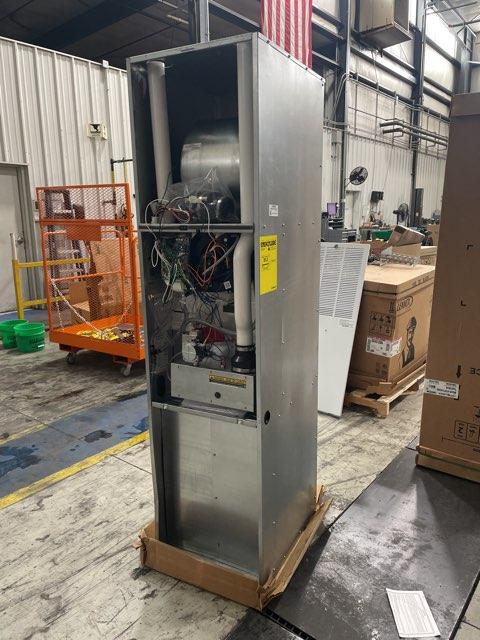 72,000 BTU 1-Stg Downflow ECM Multi Speed Gas Manufactured Housing Furnace 95% 120/60/1 CFM: 1560