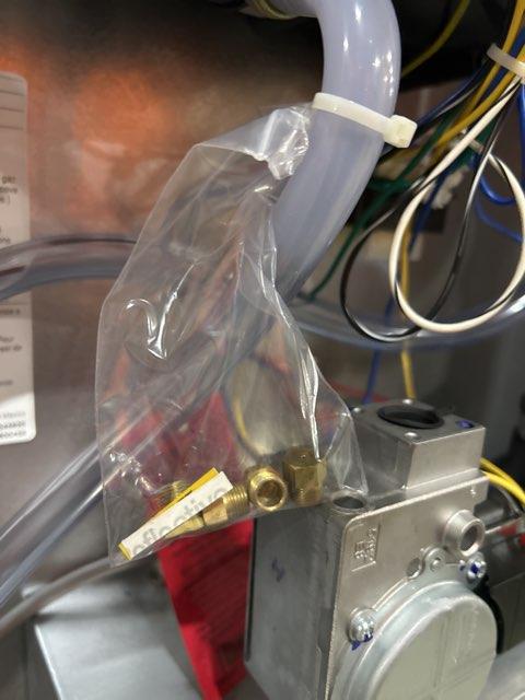 72,000 BTU 1-Stg Downflow ECM Multi Speed Gas Manufactured Housing Furnace 95% 120/60/1 CFM: 1560