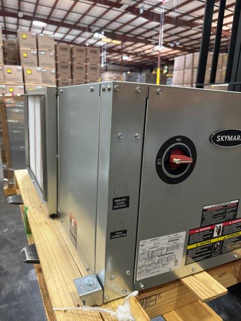 2.5 Ton Two-Stage ECM Horizontal Geothermal Heat Pump 208-230/60/1 R410A 21.6 EER