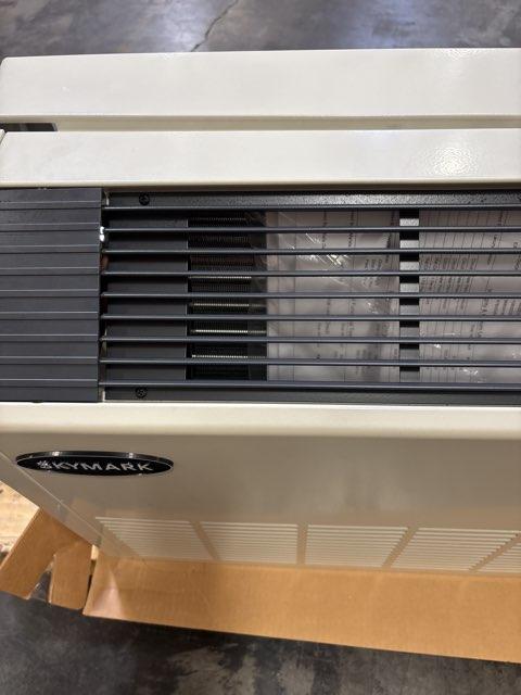 0.75 Ton Two-Stage PSC Front Return Geothermal Heat Pump 208-230/60/1 R410A 18.6 EER