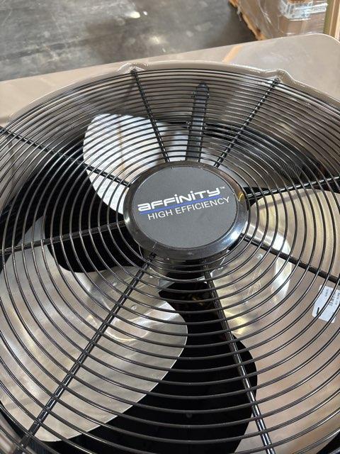 5 Ton Modulating Split-System Communicating Heat Pump 208-230/60/1 R410A 20 SEER