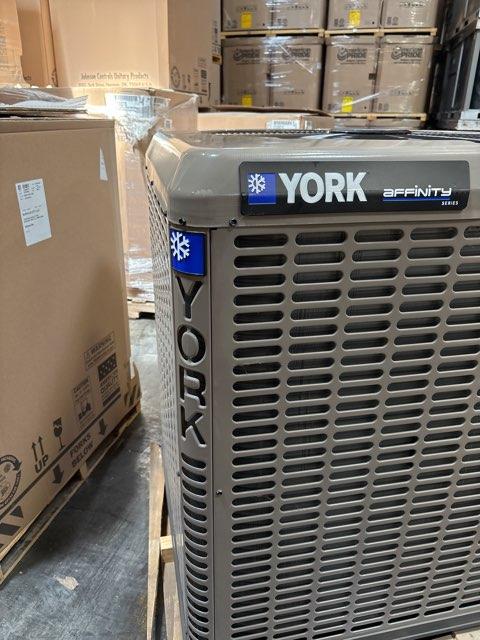 2 Ton Modulating Split-System Communicating Heat Pump 208-230/60/1 R410A 20 SEER