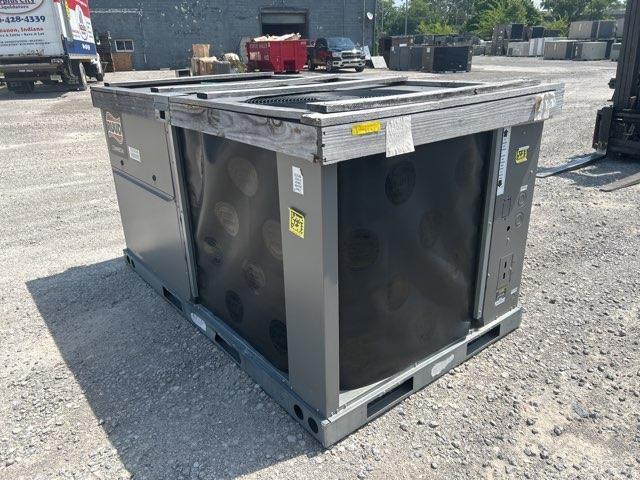 COMMERCIAL 3 Ton Two-Stage Convertible Natural Gas/Electric Packaged Unit, 14 SEER, 460/60/3, R410A