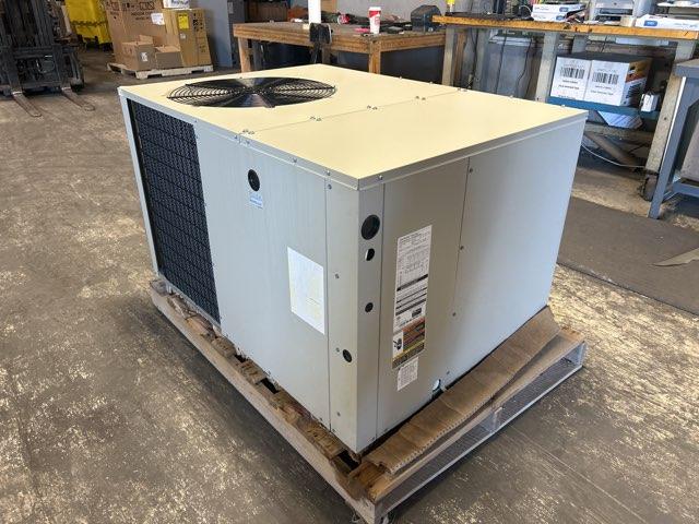 3.5 Ton Single-Stage Convertible Packaged Air Conditioning Unit; 14 SEER, 208-230/60/1, R410A