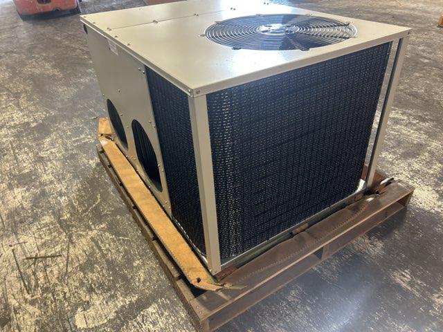 4 Ton Single-Stage Convertible Packaged Air Conditioning Unit, 14 SEER, 208-230/60/1, R410A