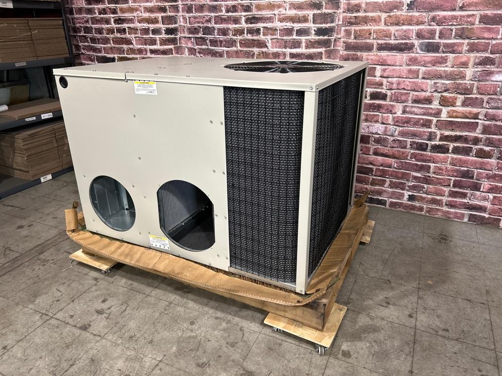5 Ton Single-Stage Convertible Packaged Air Conditioning Unit, 14 SEER, 208-230/60/1, R410A